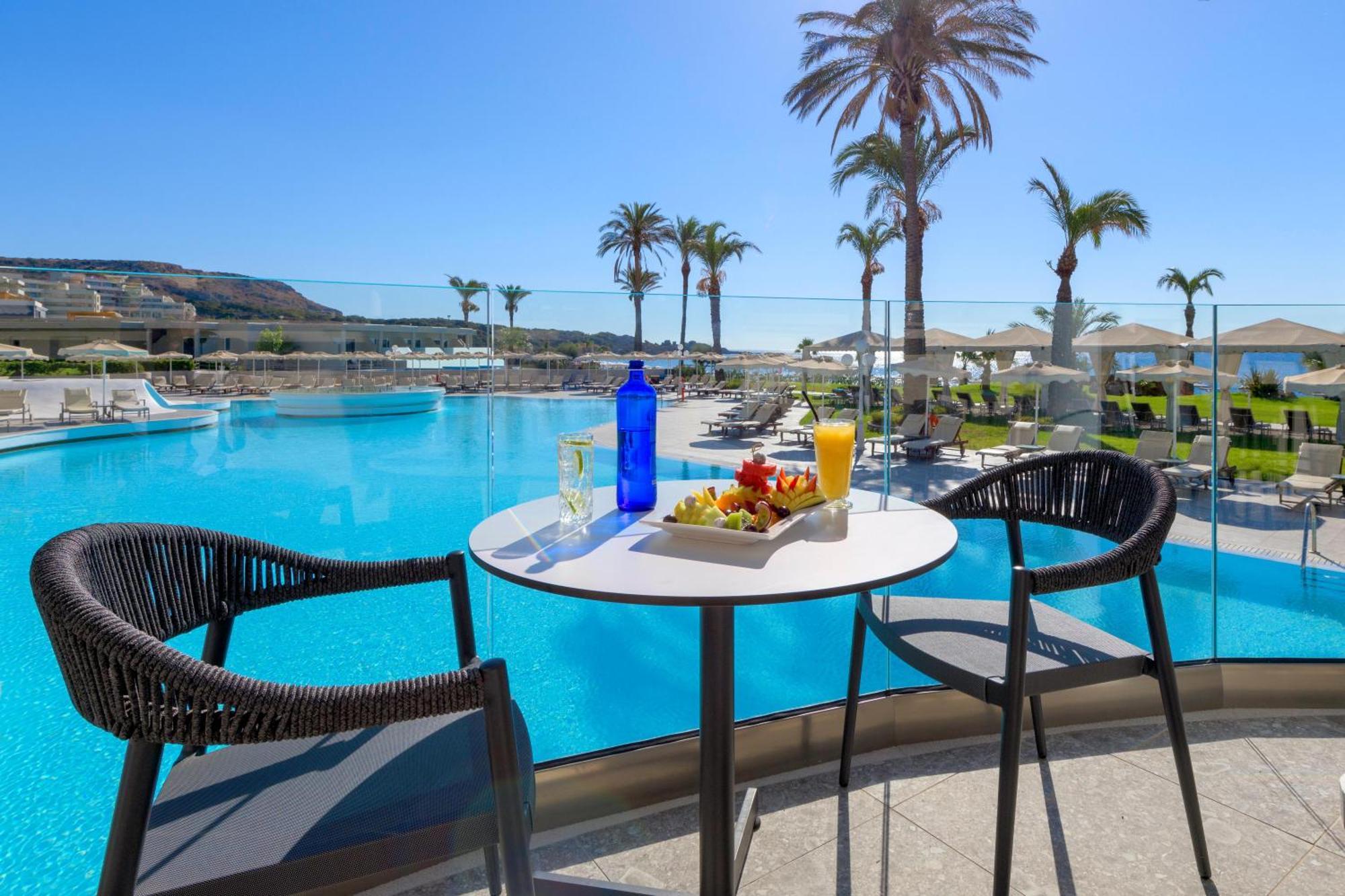 Rodos Palladium Leisure&Wellness Kallithéa Exterior foto Pool at the hotel