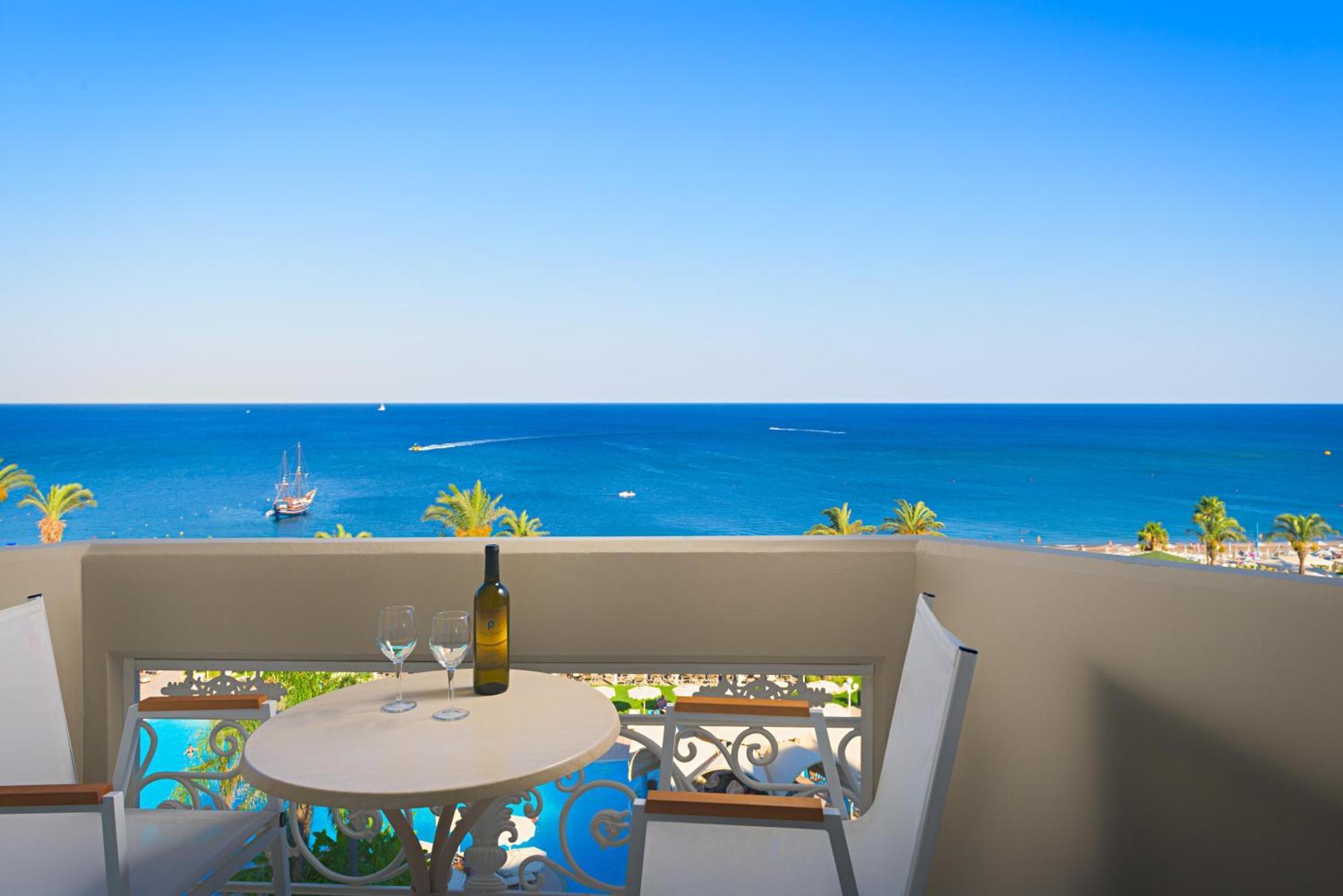Rodos Palladium Leisure&Wellness Kallithéa Exterior foto View from the balcony of a hotel room
